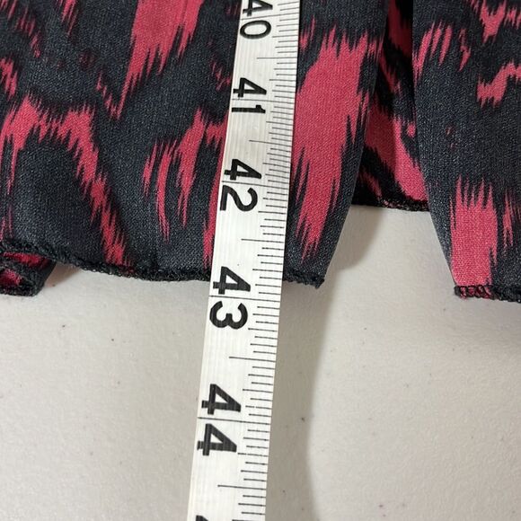 LuLaRoe Patterned Short Sleeve Waterfall Sheer Kimono Red Black Size Large - Picture 9 of 10
